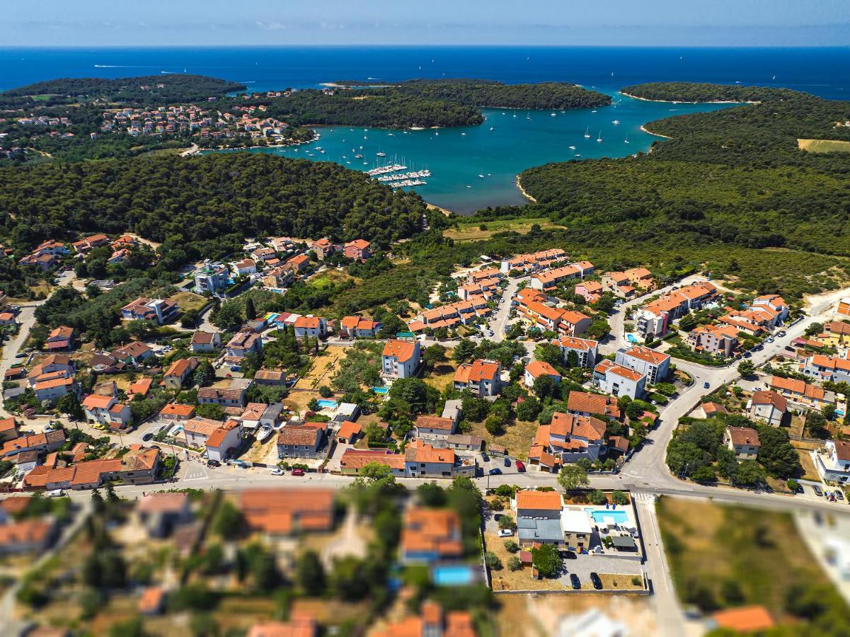 Apartments Vita Vinkuran Exterior photo